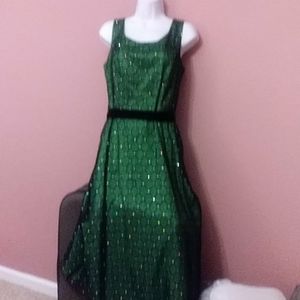 Sleeveless dress.